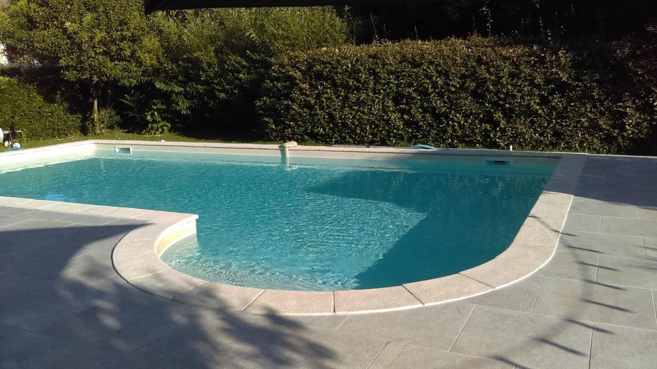 Apartmán Le Grenier De Gaston Thouars-sur-Garonne Exteriér fotografie